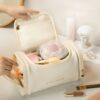 trousse-toilette-femme-cuir-tendance-multifonctionnelle_9