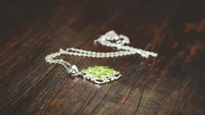 collier qui semmele
