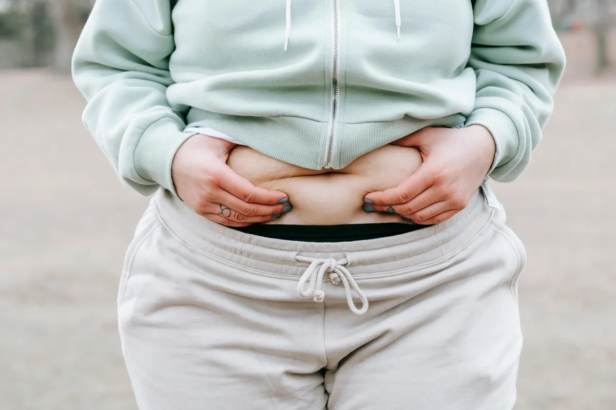 Les différents types de morphologies féminines - Apple shape curvy full figured undefined waist