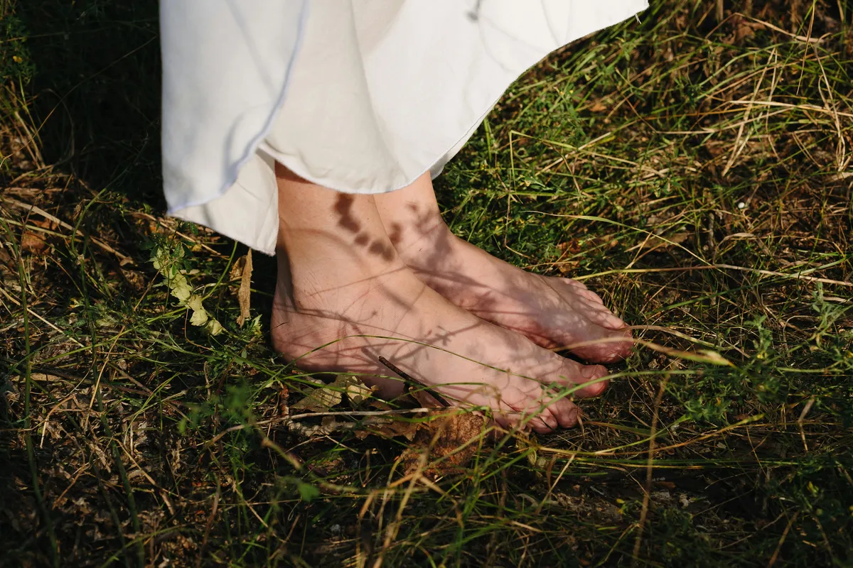 Peeling Pied : Efficace & Sûr ? Guide Complet Pour des Pieds Neufs - Foot peel skin shedding dead skin flakes