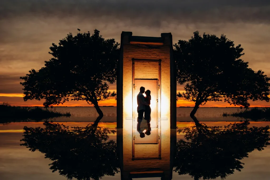 14h14 signification : Amour, Célibat. Décodez votre message ! - 14:14 mirror hour love single