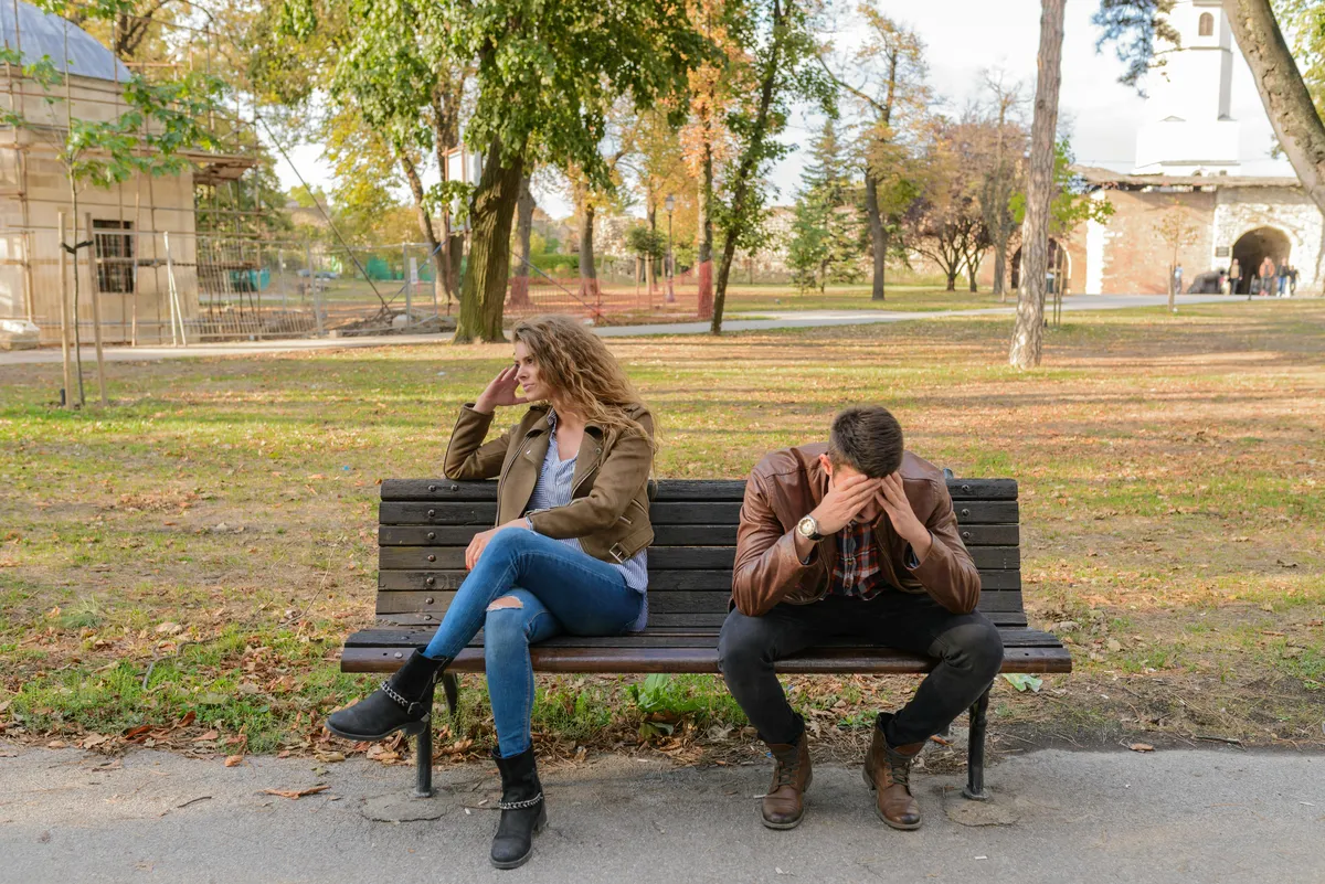 Comment faire regretter un homme qui vous ignore : 6 stratégies - Elastic relationship distance pull