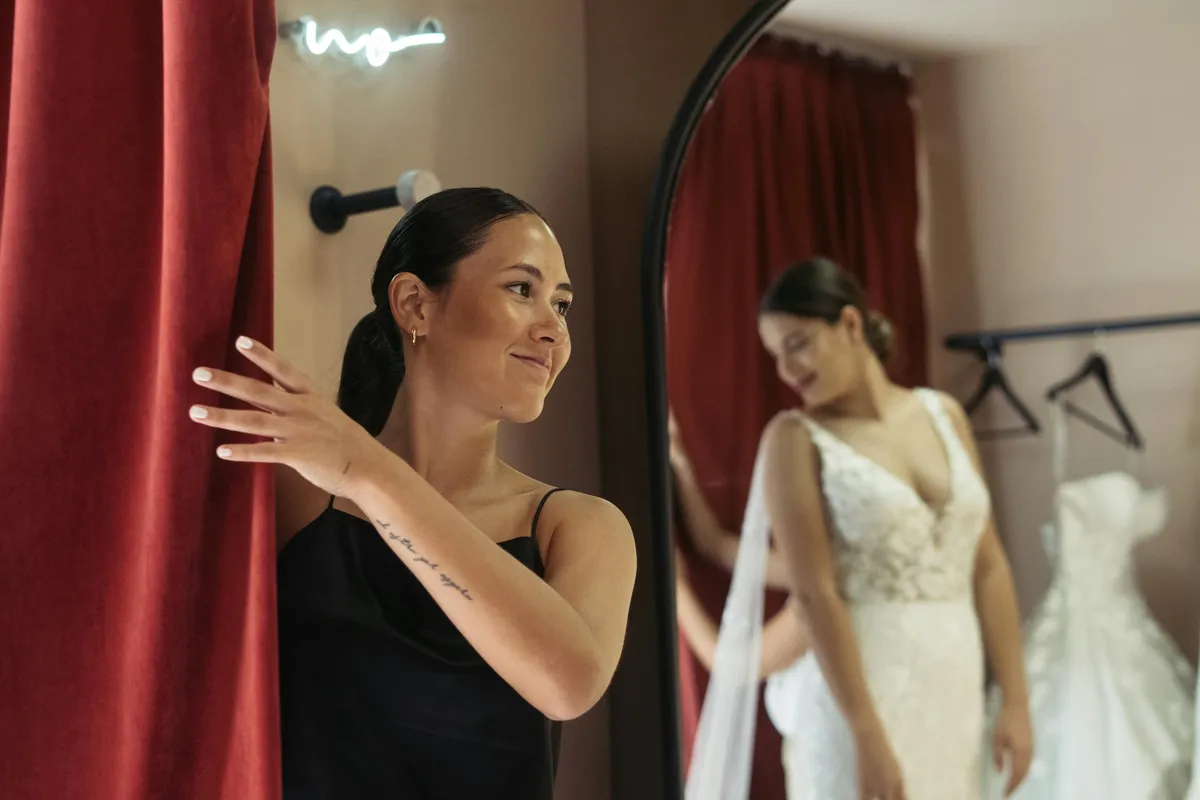 Prix robe de mariée : Tous les budgets décryptés (sur-mesure, occasion) - wedding Dress shopping