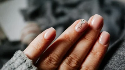 Retirer semi permanent : 6 étapes simples, sans abîmer. - Gel polish removal how-to gentle